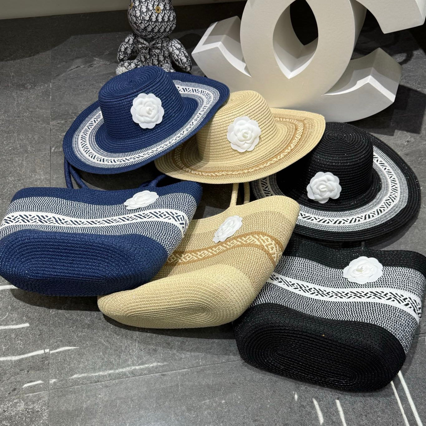 Chanel Straw Hat And Bag Set 209738