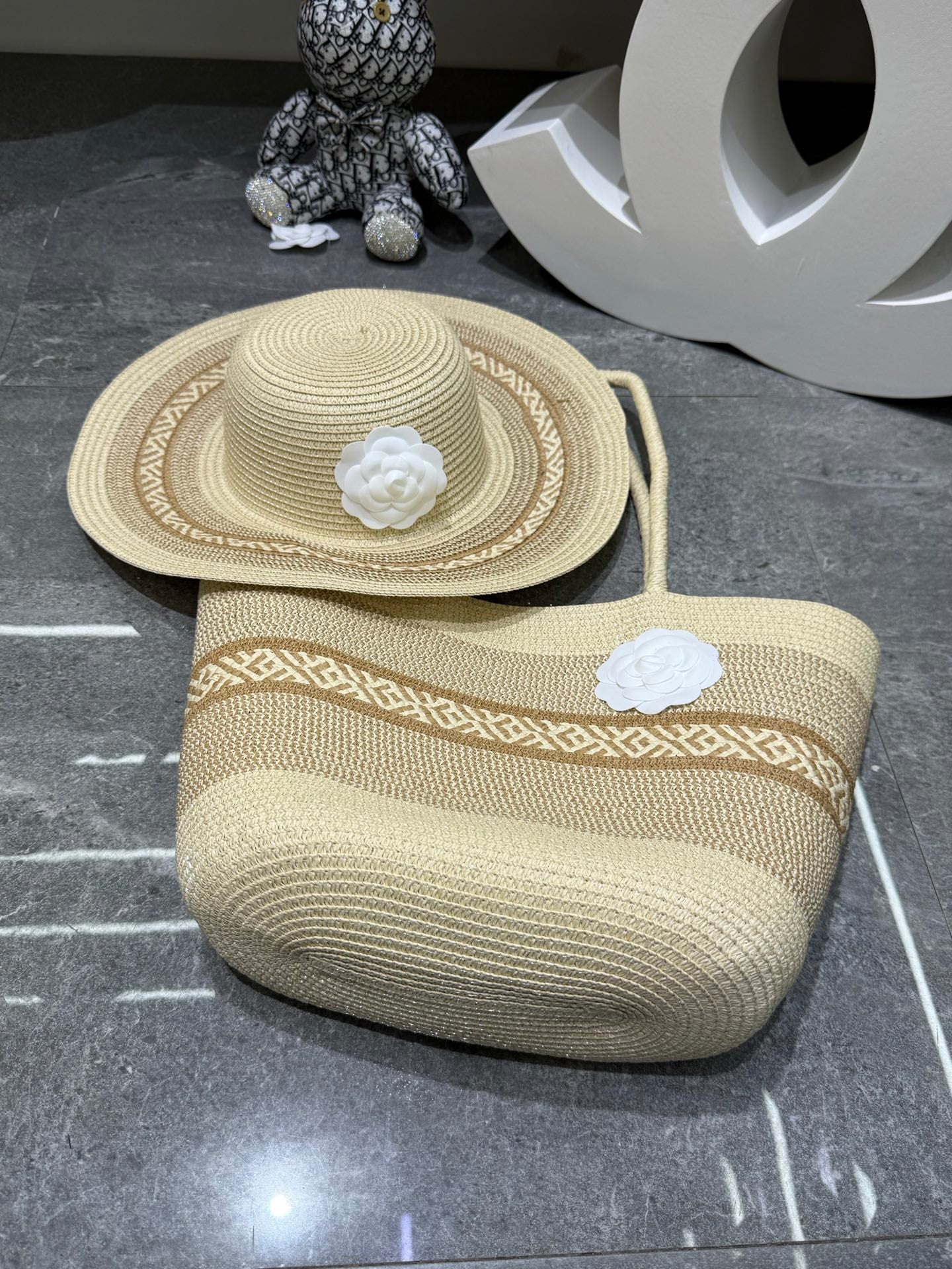 Chanel Straw Hat And Bag Set 209738