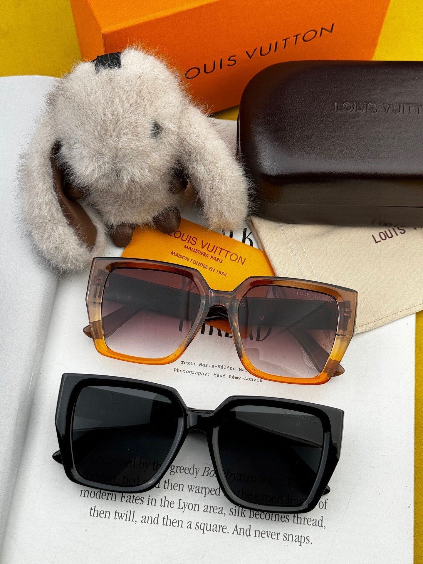 SQUARE SUNGLASS L6133 IN ACETATE FRAME EMBOSSED LOGO