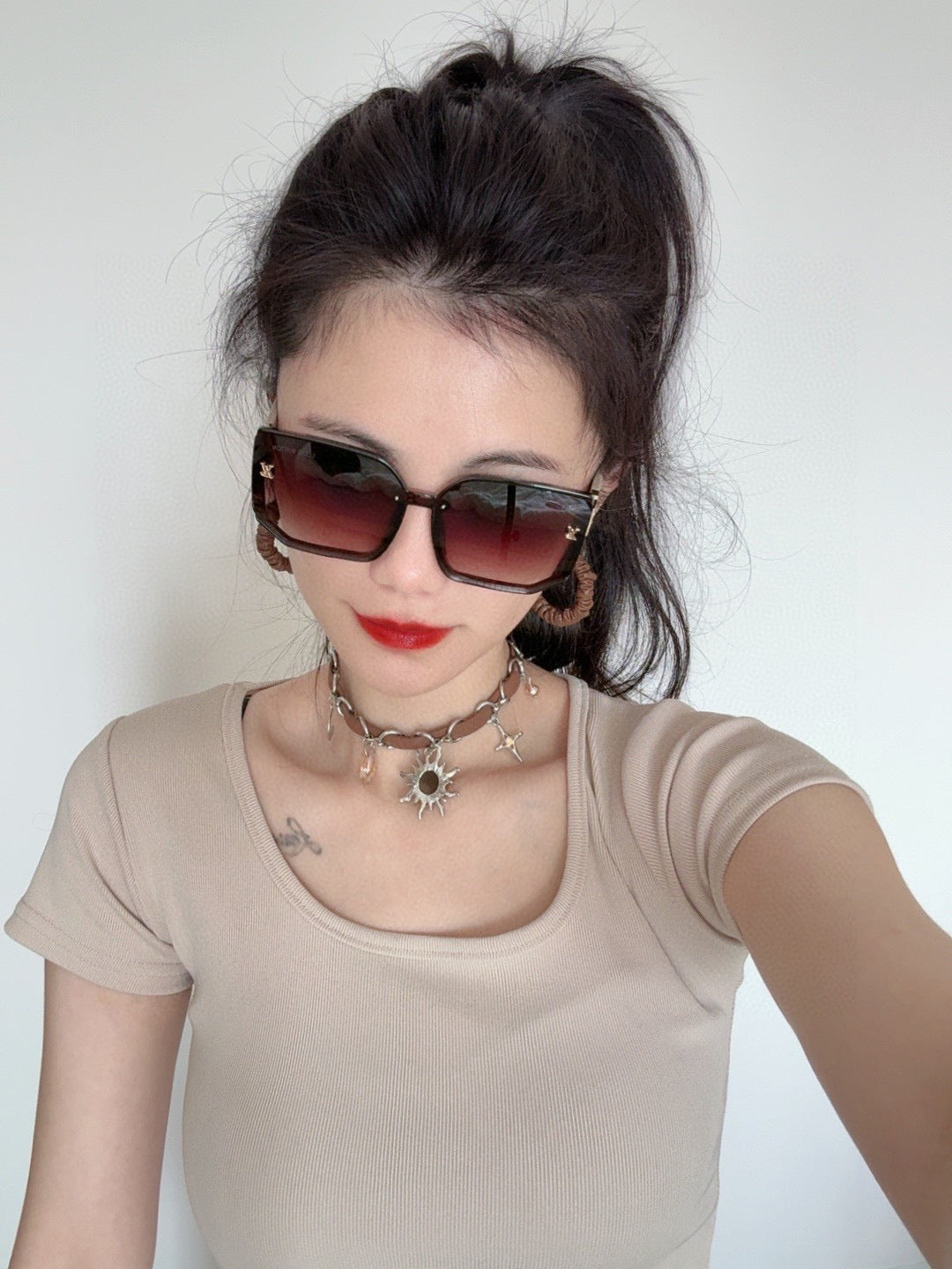 SQUARE SUNGLASS L8130 IN METAL AND ACETATE FRAME