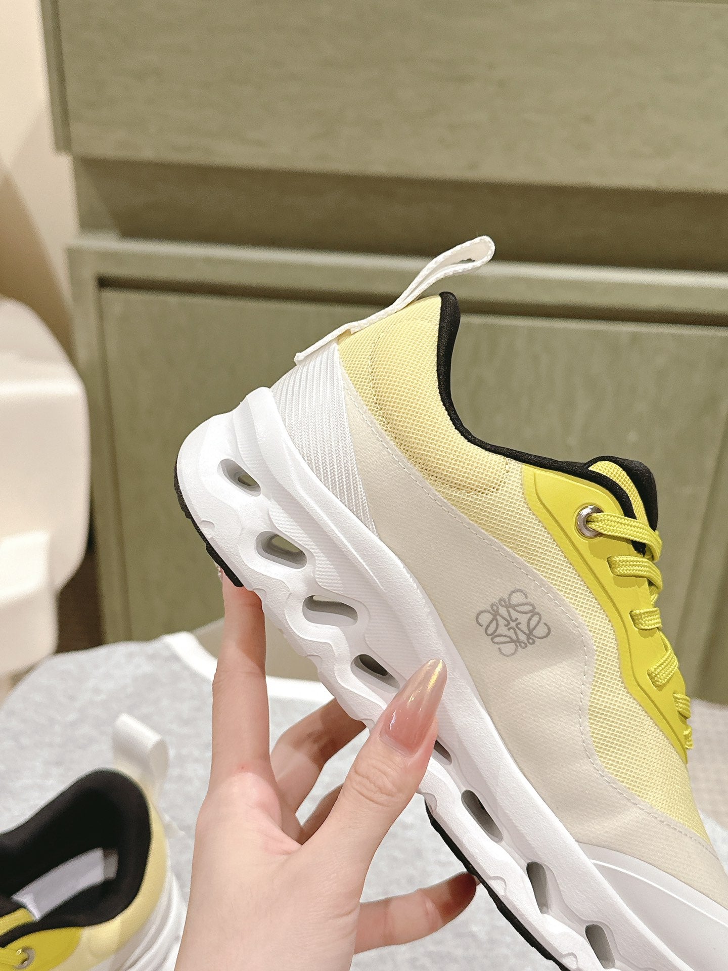 Loewe 2025  x Running Cloudtilt2.0 Sneaker White Yellow Mesh Rubber 556024