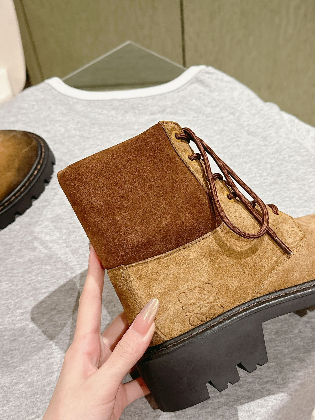 Loewe 2026 Sierra Ankle Boots Brown Tobacco Suede 654242