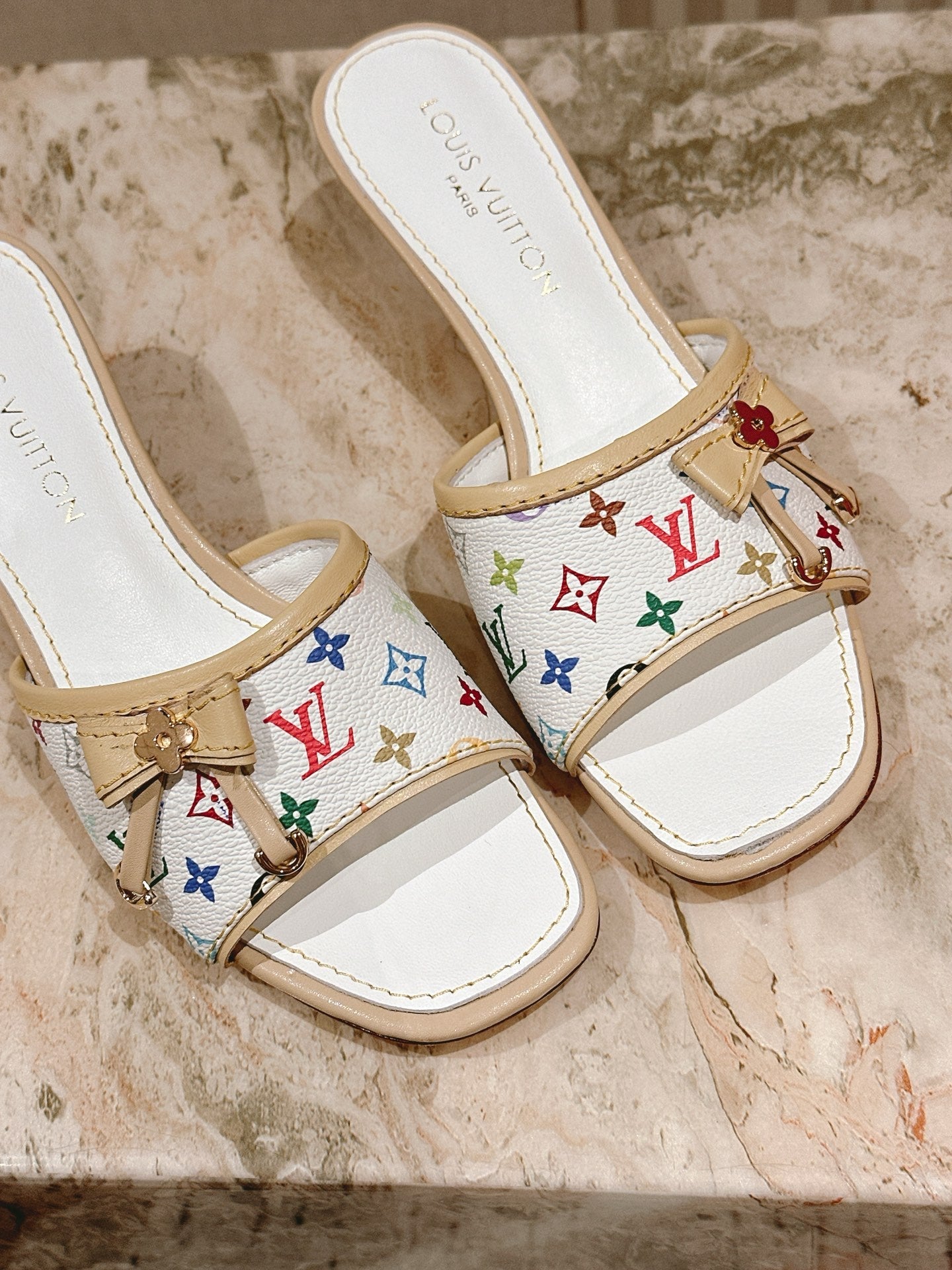 LV 26ss Slippers 45 White Multicolor Monogram Genuine Leather 656912