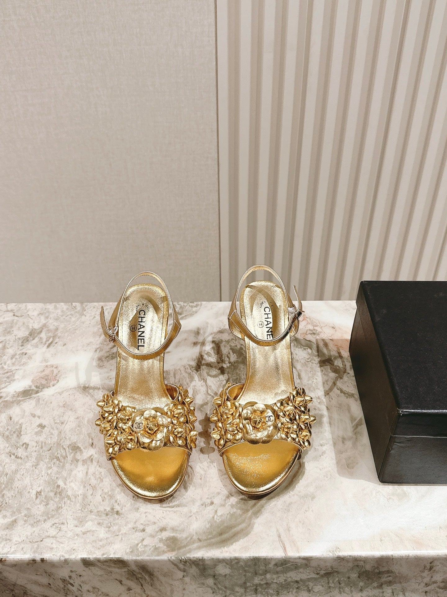 Chanel 2026 Floral Sandal 75mm Cowhide 658451