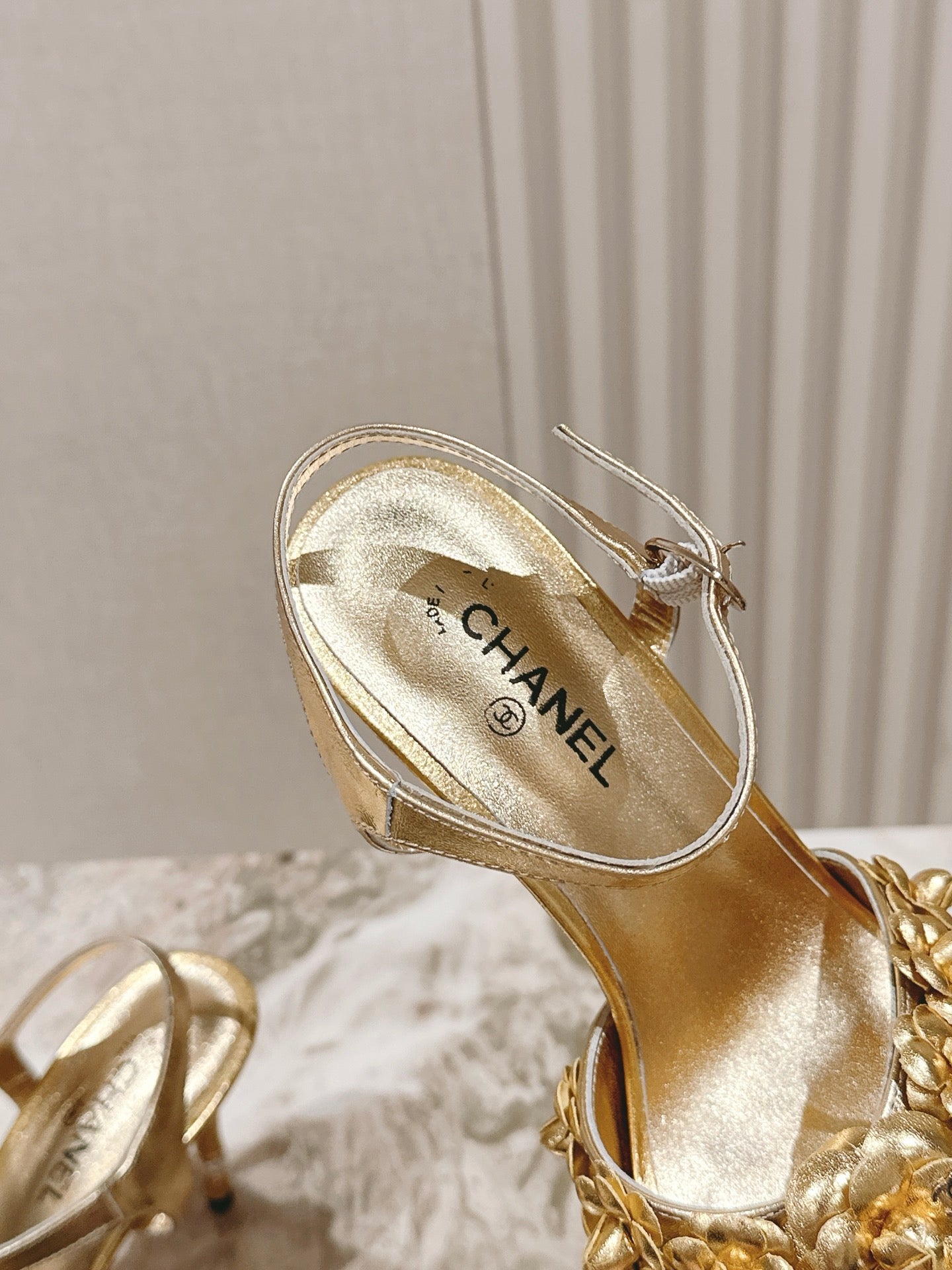 Chanel 2026 Floral Sandal 75mm Cowhide 658451