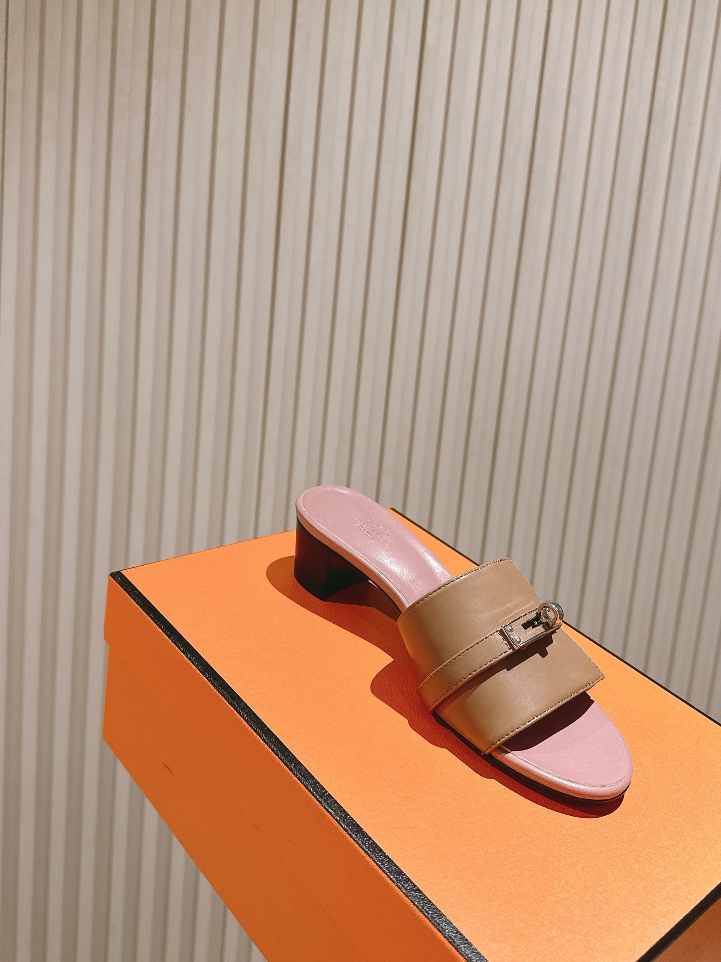 HM 2026 High Heel Slippers 65 Taupe Pink Calfskin 655857