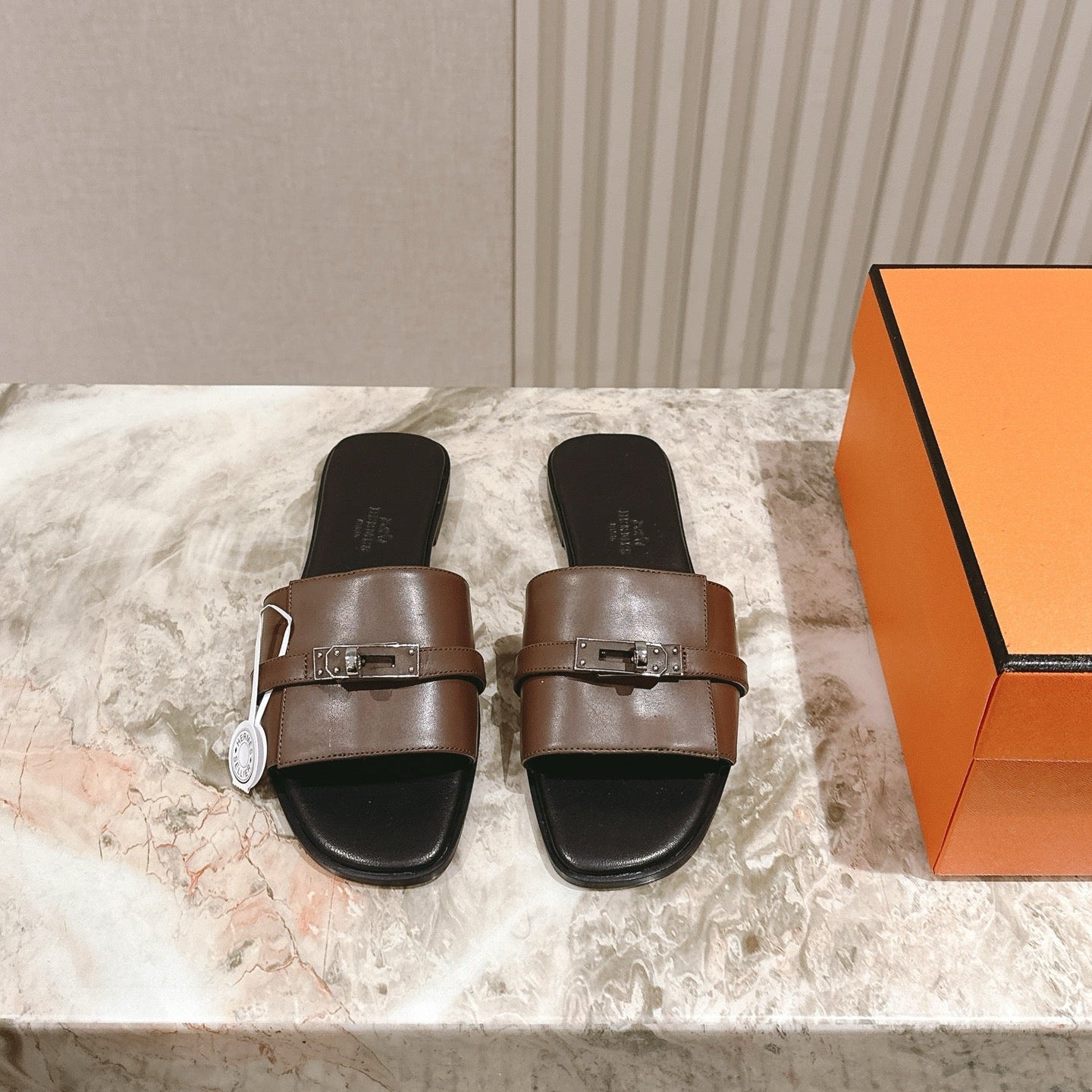 HM 2026 Flat Slippers Black Brown Calfskin 655861