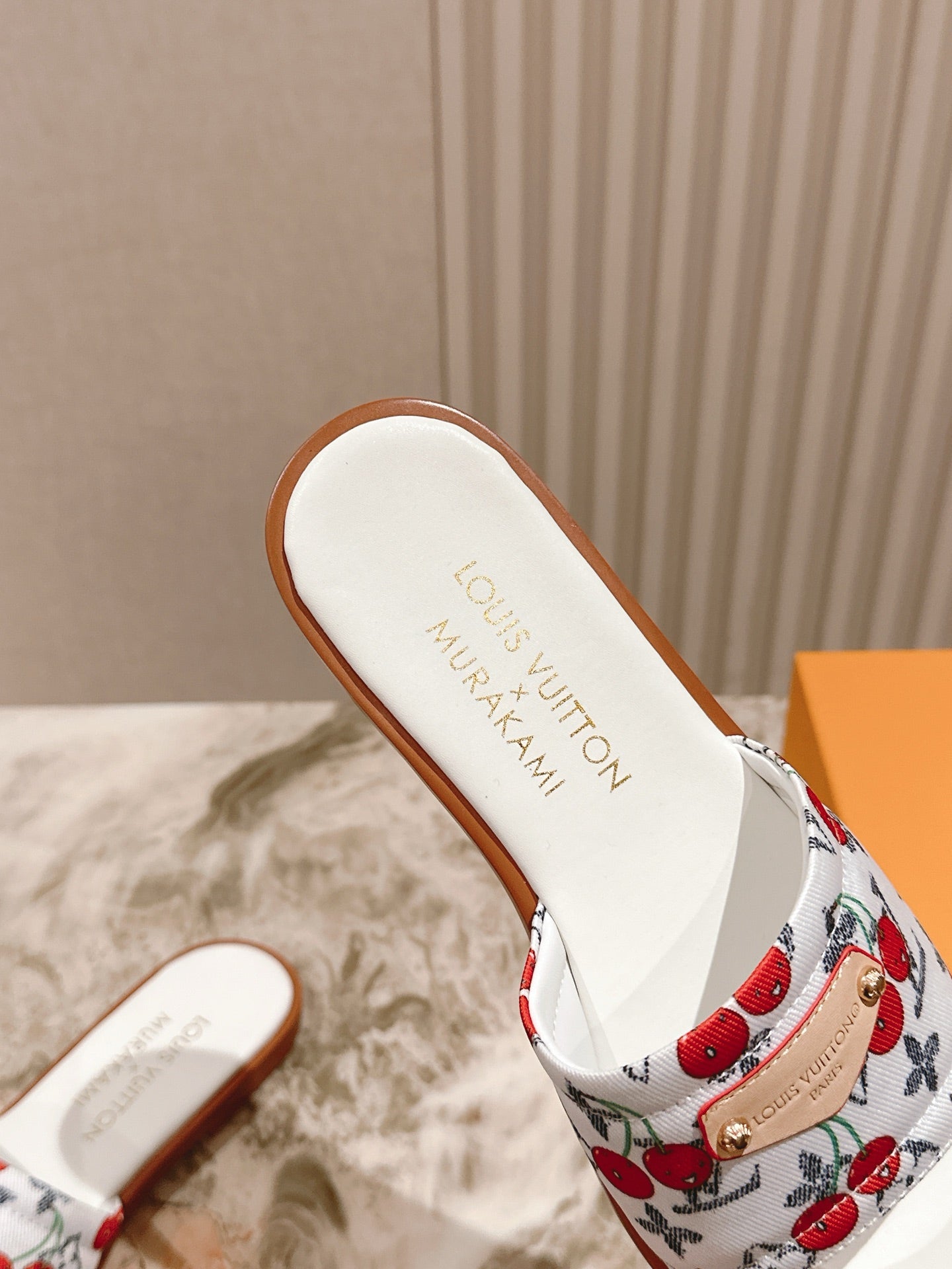 LV 26ss Slippers White Red Denim Leather 656928