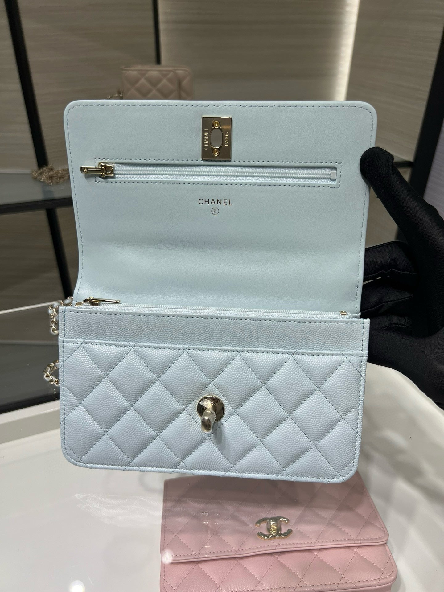 cc 25S Woc Top Handle 19cm Cloud Blue Grained Calfskin Light Gold Hardware