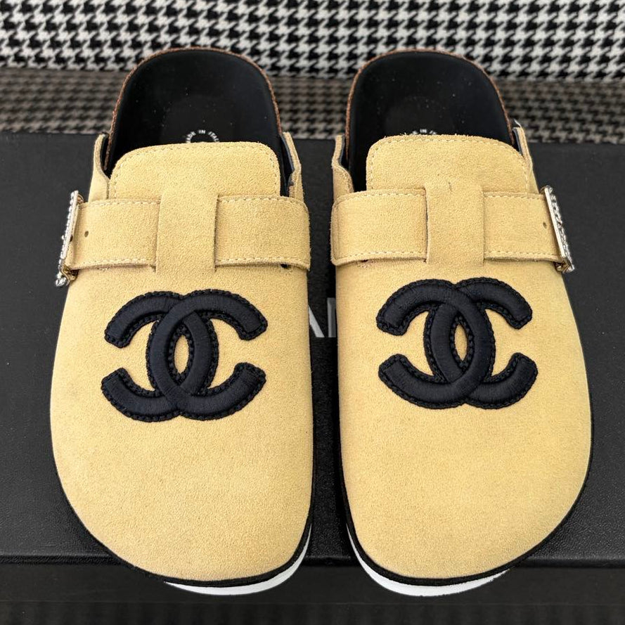 Chanel 2026 Double C Mules Suede 124551