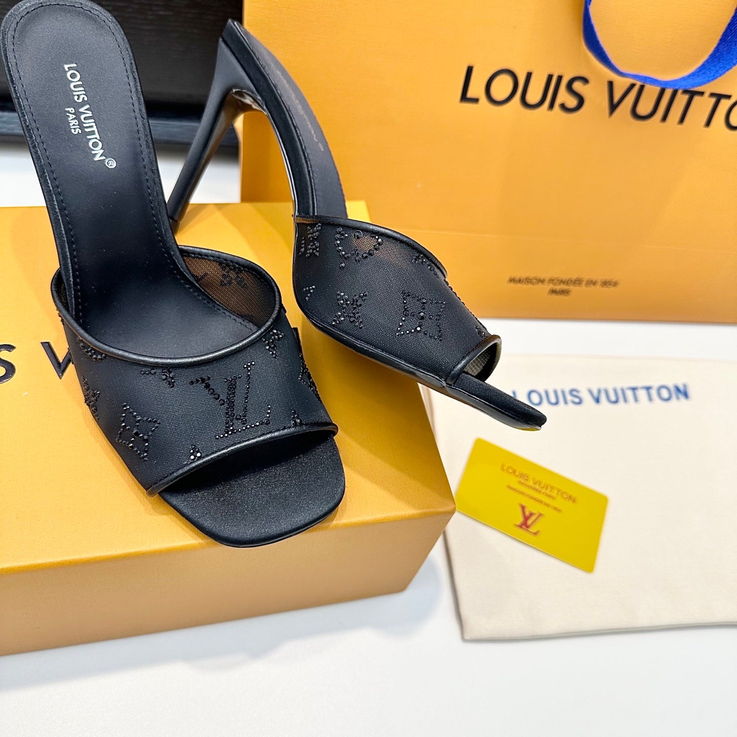 LV 2026 Rhinestone Stiletto Sandal Mesh Leather 918022