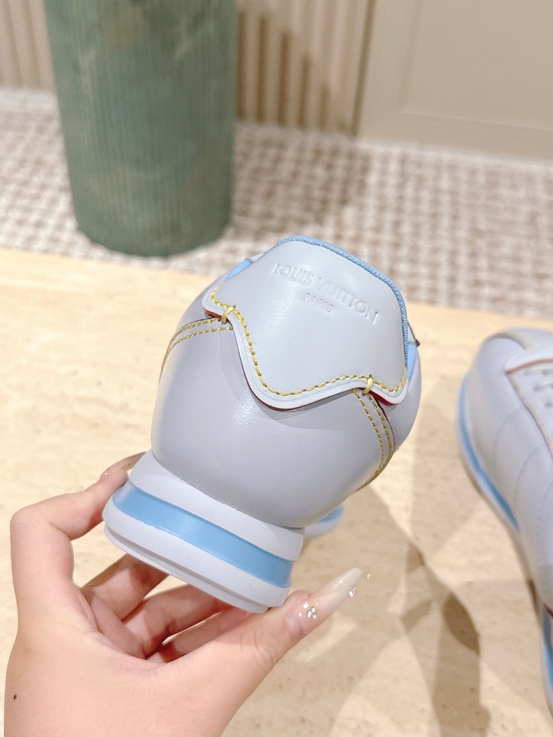 LV 25 Buttersoft Sneakers Baby Blue Calfskin 576988