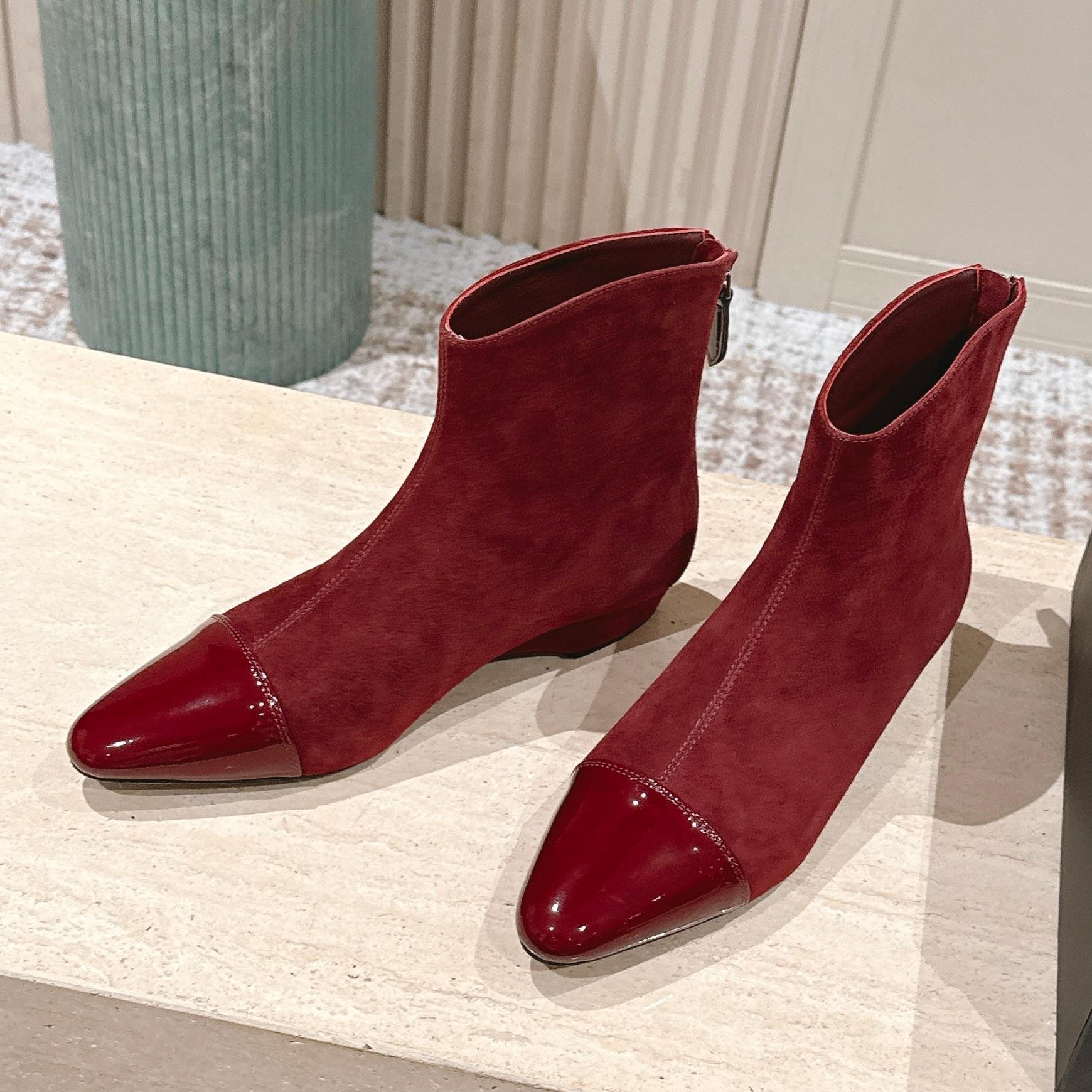 Alaia 2025 Ankle Boot With Patent Leather Cap Toe Red Suede 556088