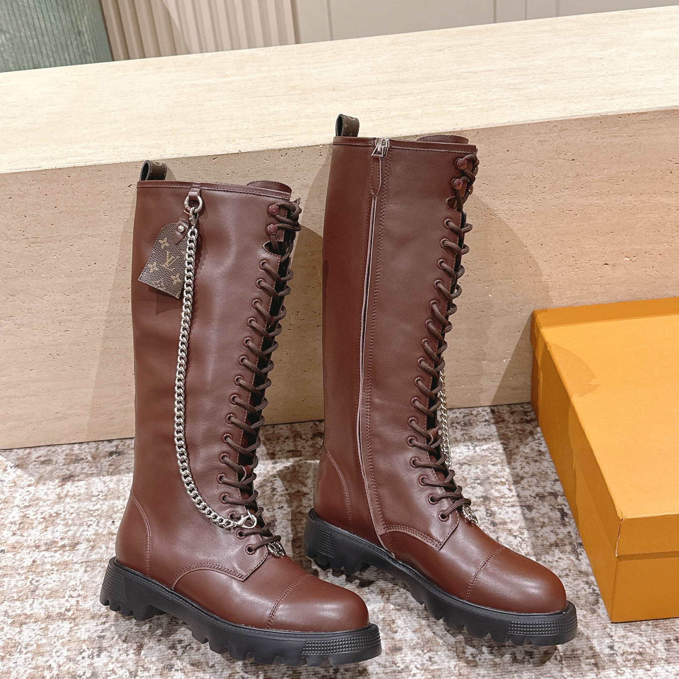 LV 25 Martin Boots Brown Cowhide 576914
