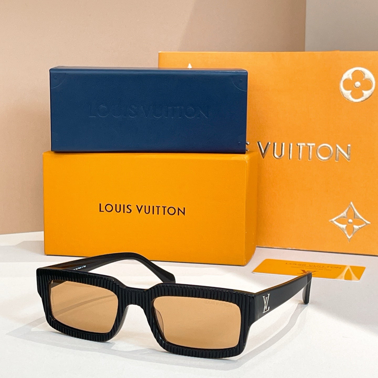 Louis Vuitton Sunglasses 607132