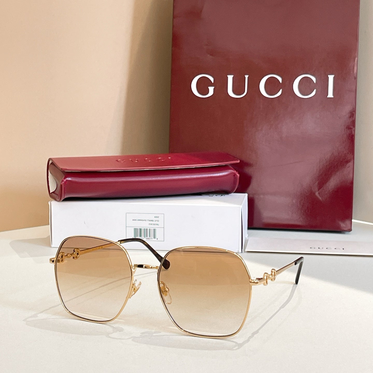 Gucci Sunglasses GG0882S