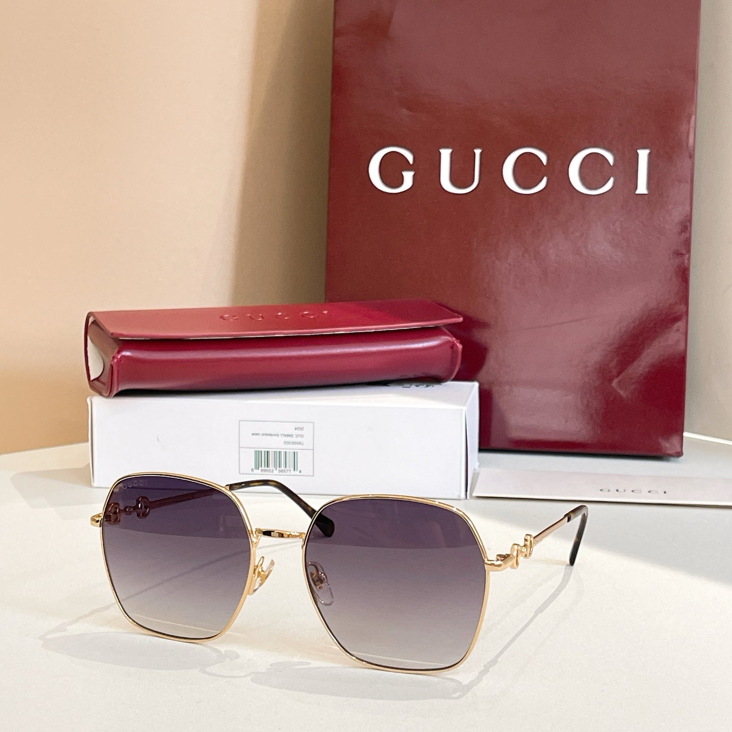 Gucci Sunglasses GG0882S