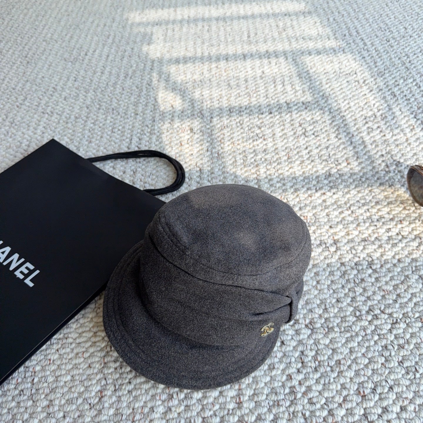 Chanel Newsboy 448210