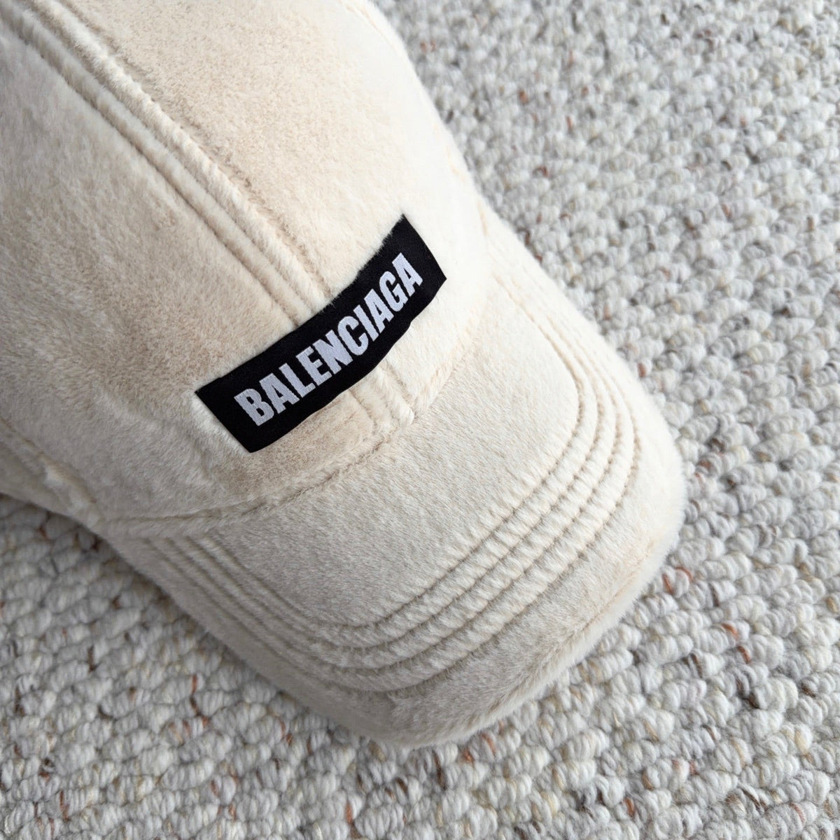 Balenciaga Furry Baseball Cap Hat 515556