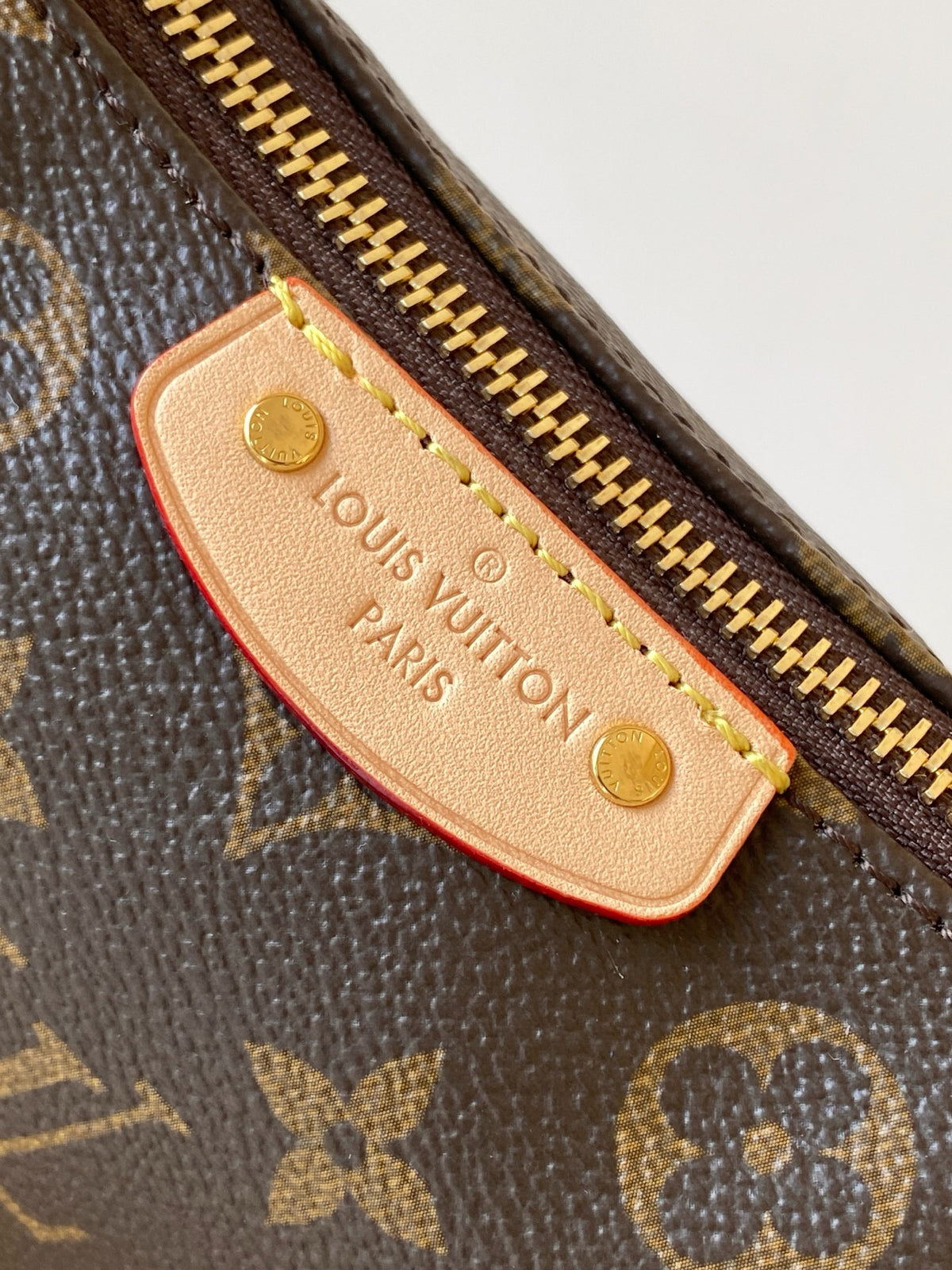 LV 2026 Pochette Hills Bag 18.5cm Brown Canvas Cowhide