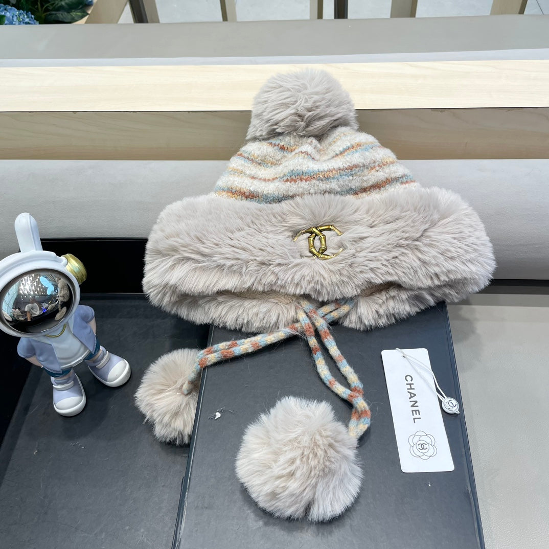 Chanel Knitted Winter Hat With Fur Trim 437113