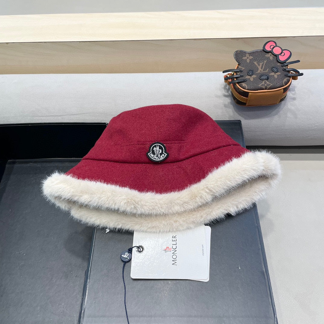 Moncler Bucket Hat Fur Felt 447792