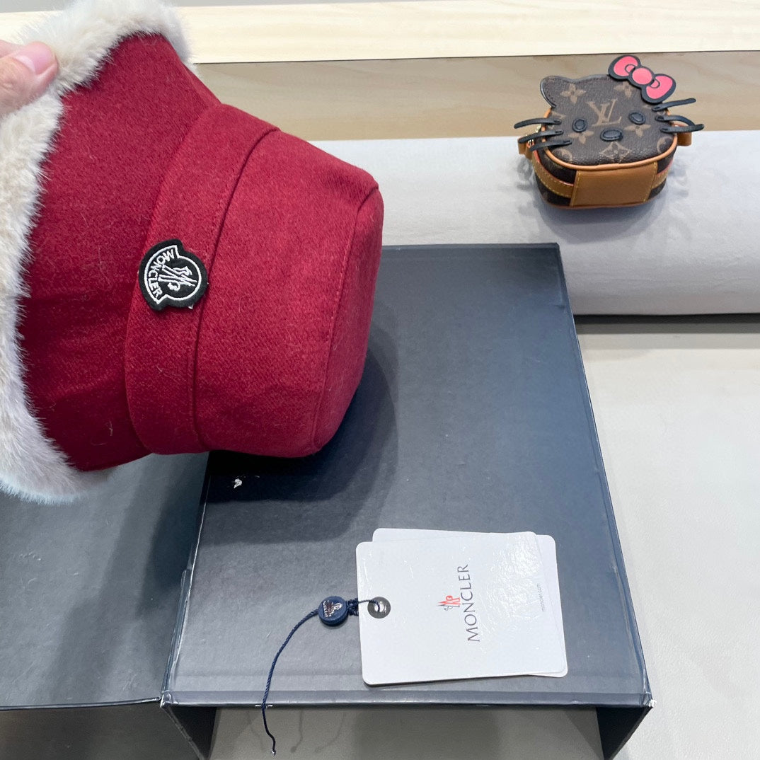 Moncler Bucket Hat Fur Felt 447792