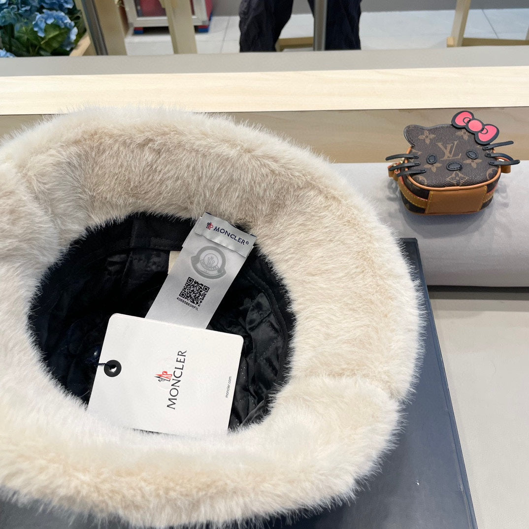 Moncler Bucket Hat Fur Felt 447792