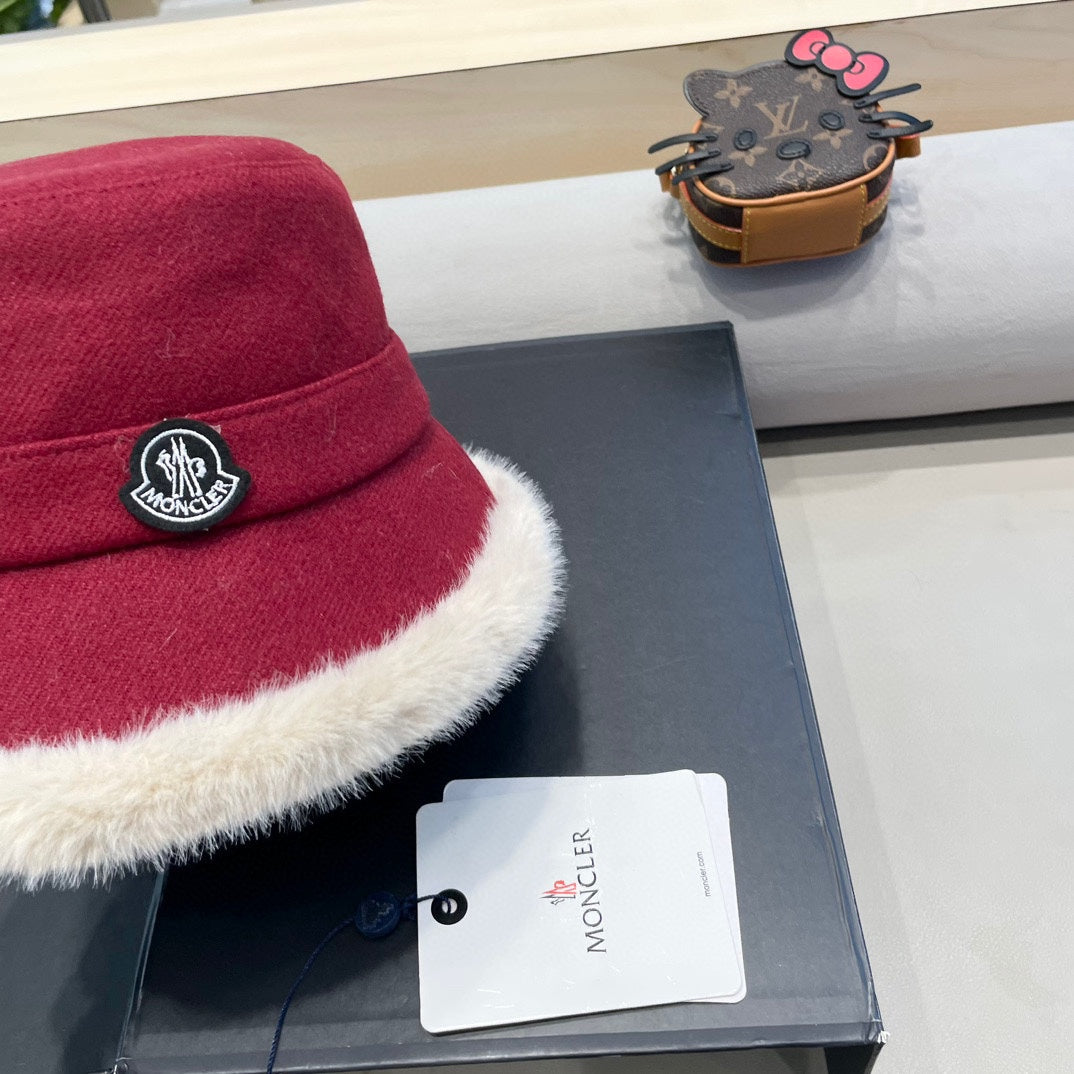 Moncler Bucket Hat Fur Felt 447792