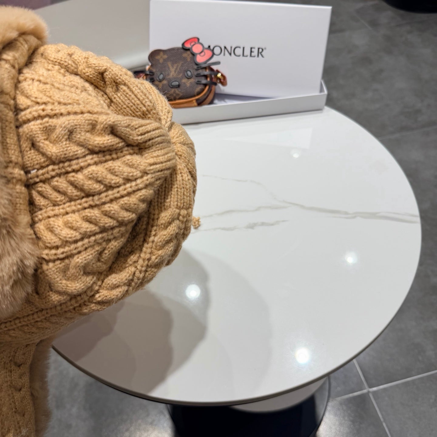 Moncler Lei Feng Hat 436937
