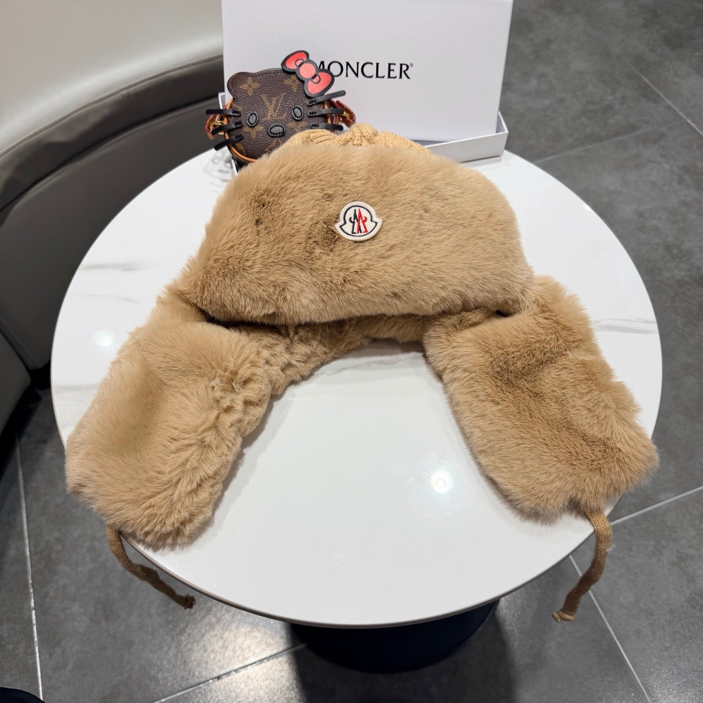 Moncler Lei Feng Hat 436937