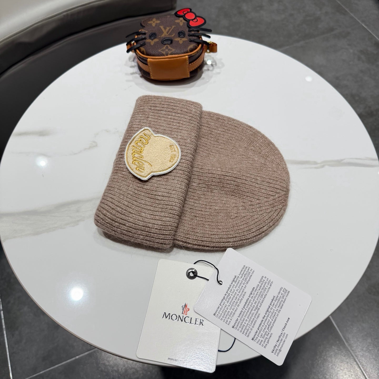 Moncler Logo-patch Beanie 435073