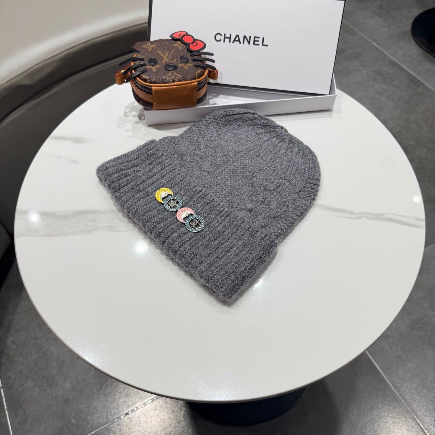 Chanel Wool Hat With "COCO" Word 435054