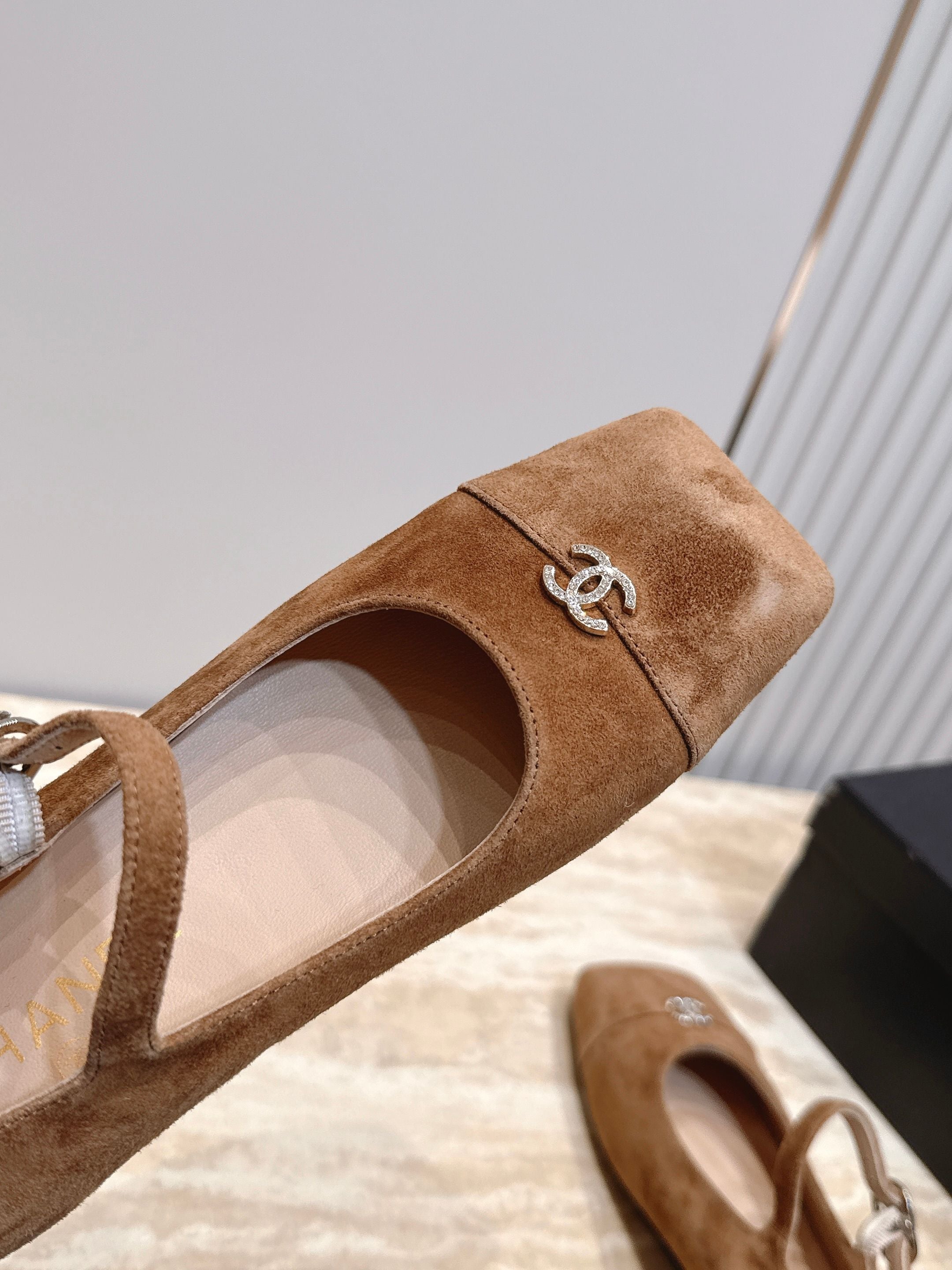 Channel 2026 Ballet Flat 25mm Suede Calfskin 899012