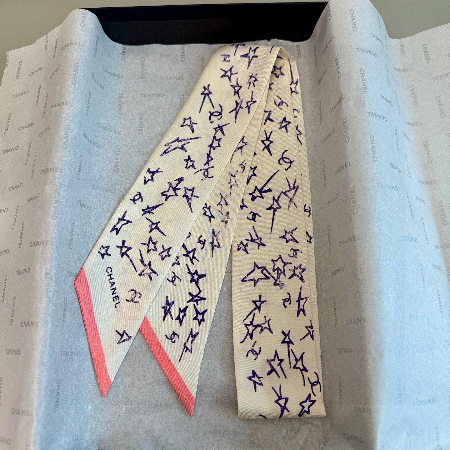 CC  Twilly Mini Star 120cm White Blue Mulberry Silk 941930