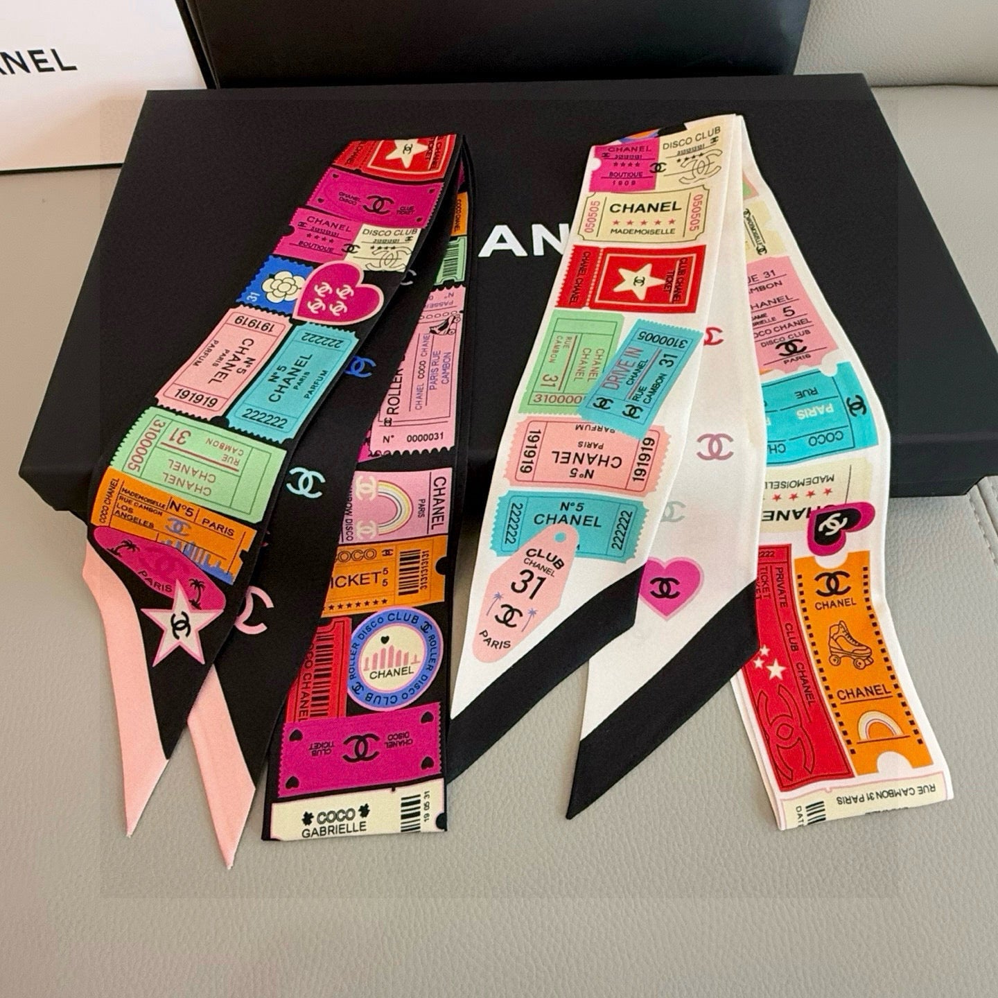 CC  Twilly Mini Star 120cm White Multicolor Mulberry Silk 941931