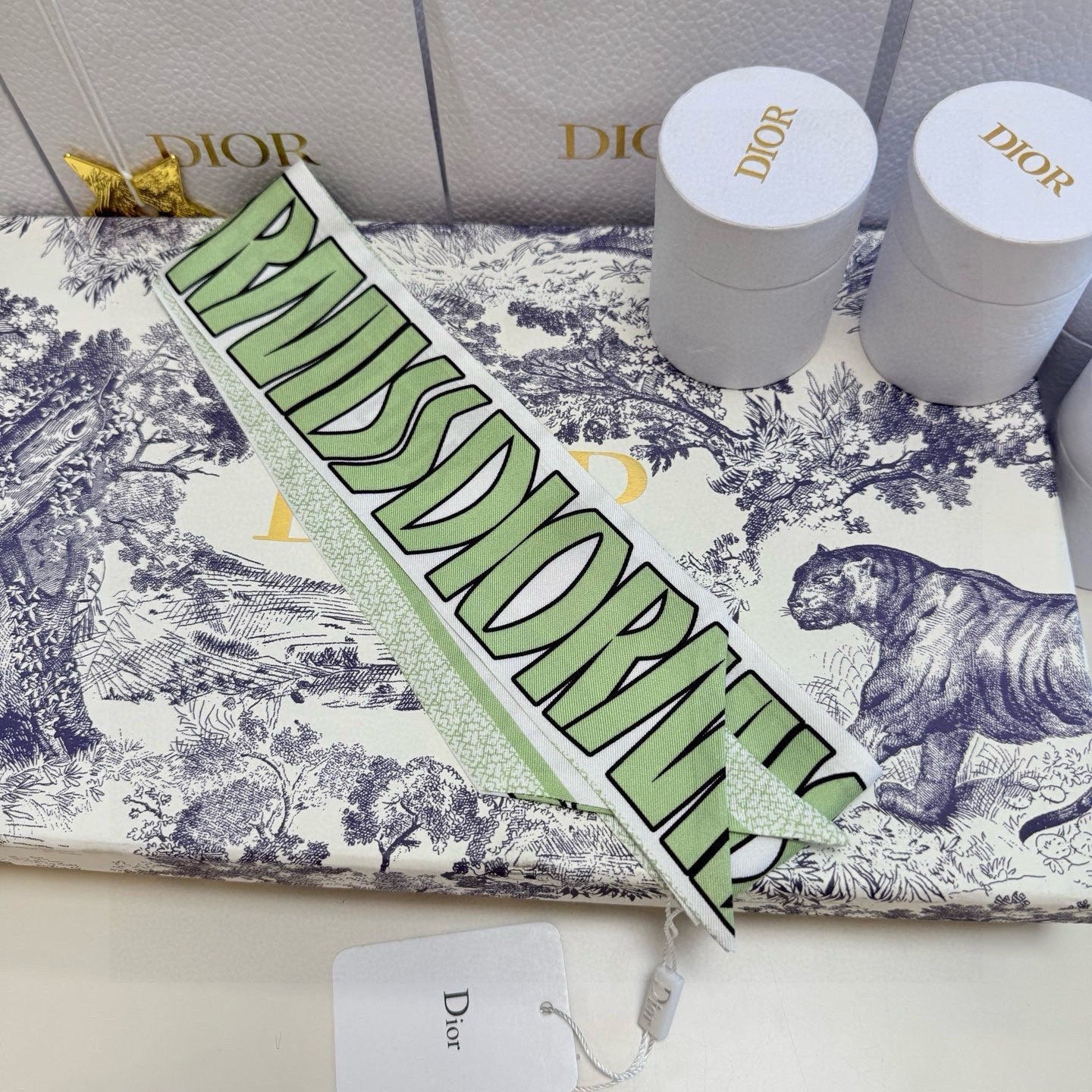 CD Twilly Mini Scarf 105cm Green Mulberry Silk 957051