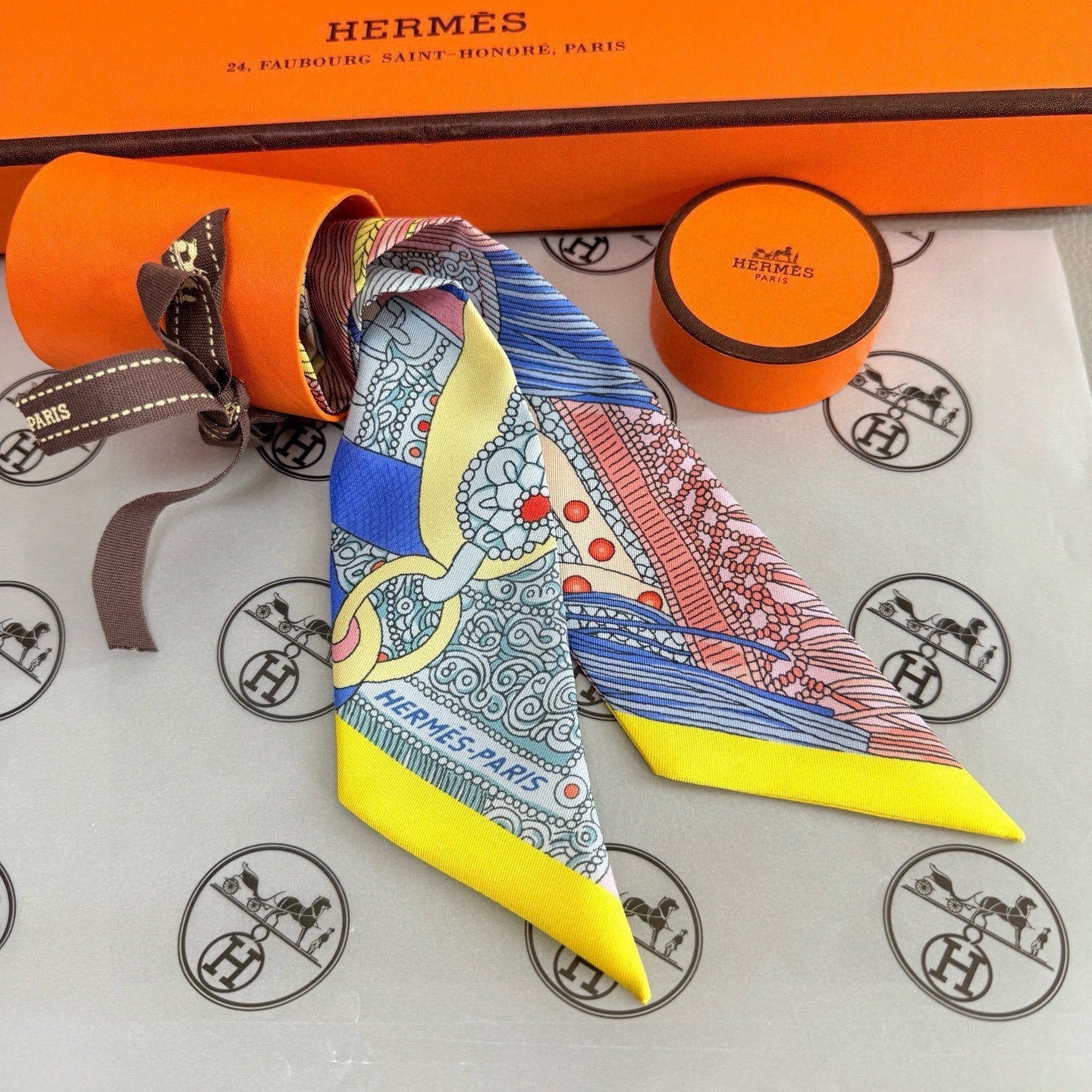 HM Twilly Mini Scarf 86CM Yellow Blue Mulberry Silk 965637