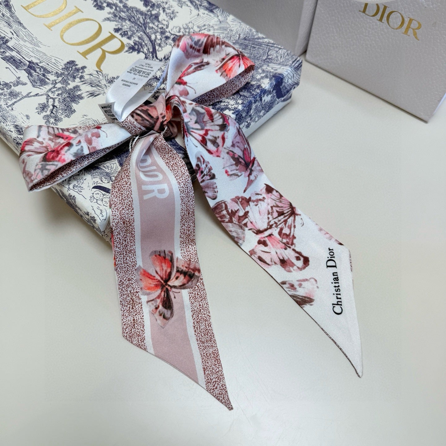 CD Twilly Mini Scarf 105cm Butterfly Light Pink Mulberry Silk 976488