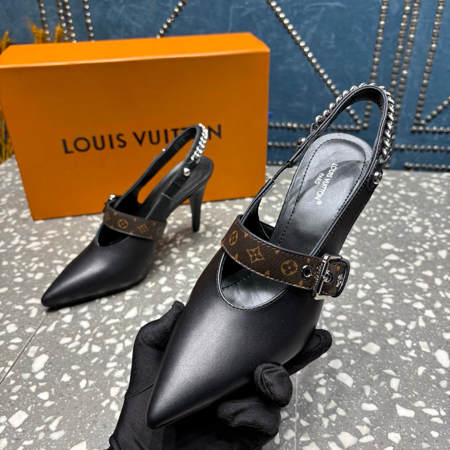 LV 26ss Slingback 75 Black Cowhide 628437
