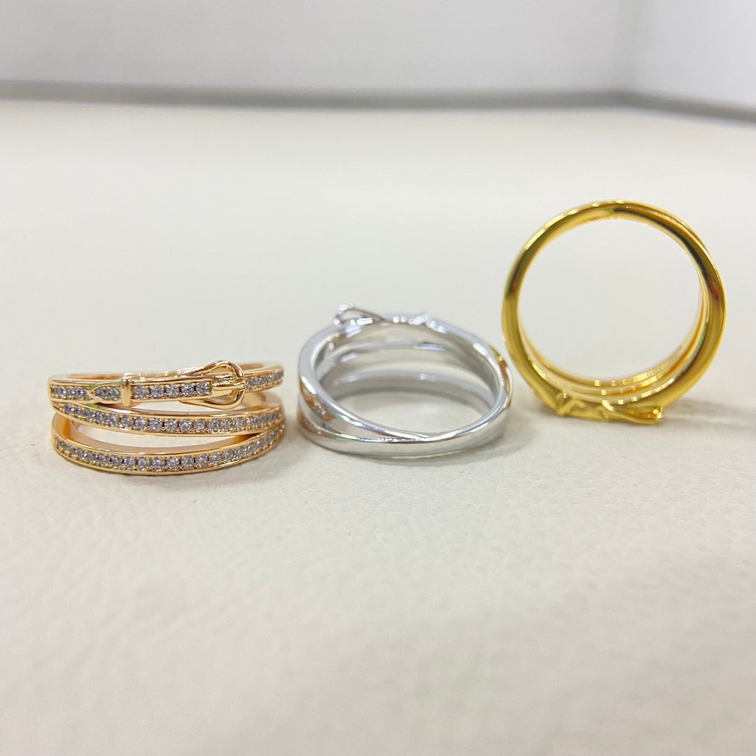 HM Buckle Diamond 3 Ring