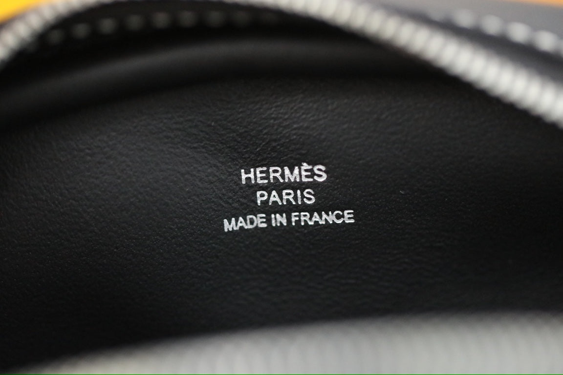 High-end Hermes 2026 In-the-Loop Belt Bag 19cm Swift Calfskin