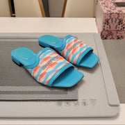 Jimmy 25 Nako Flat Sky Nappa Leather 240105