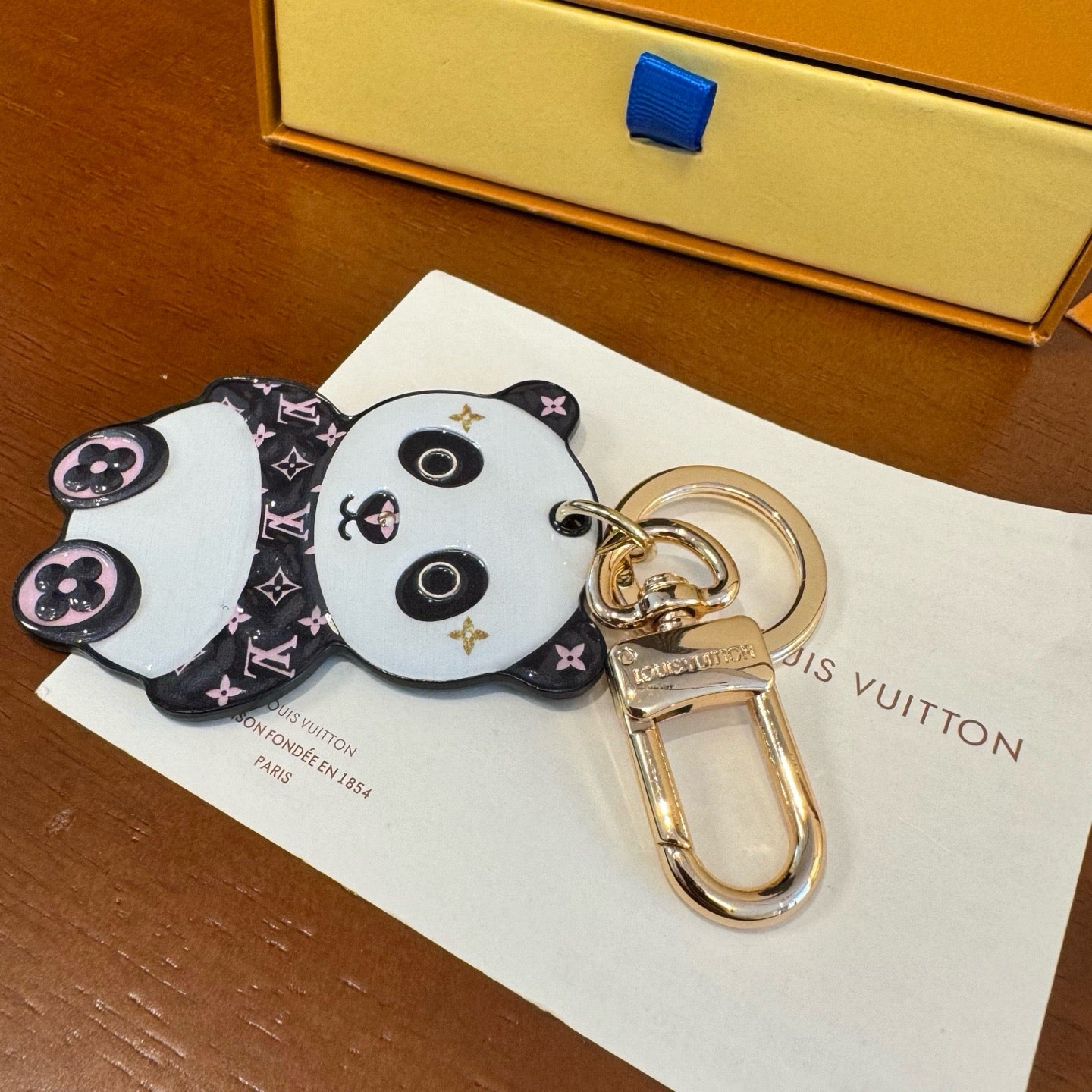LV Panda Charm 387208