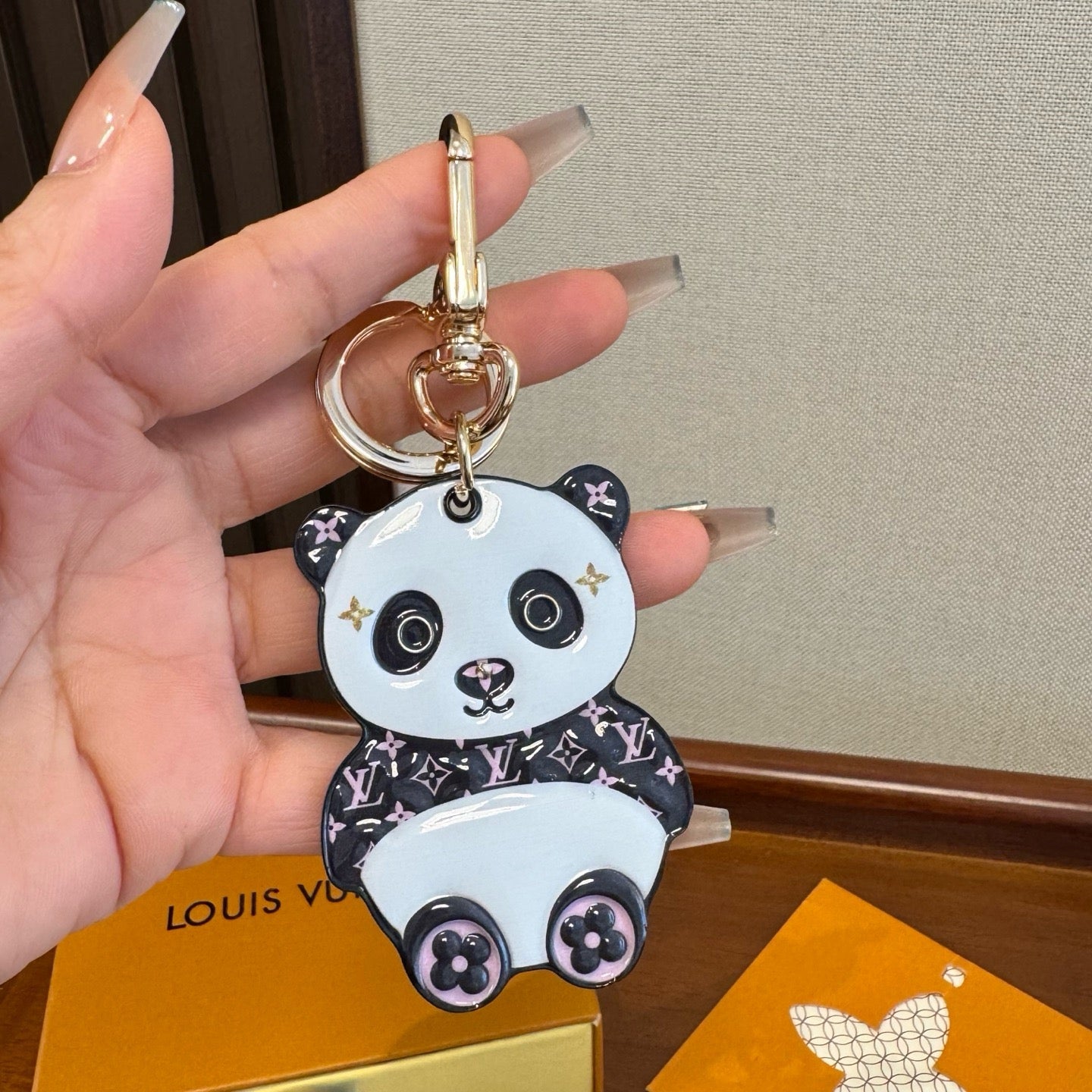 LV Panda Charm 387208