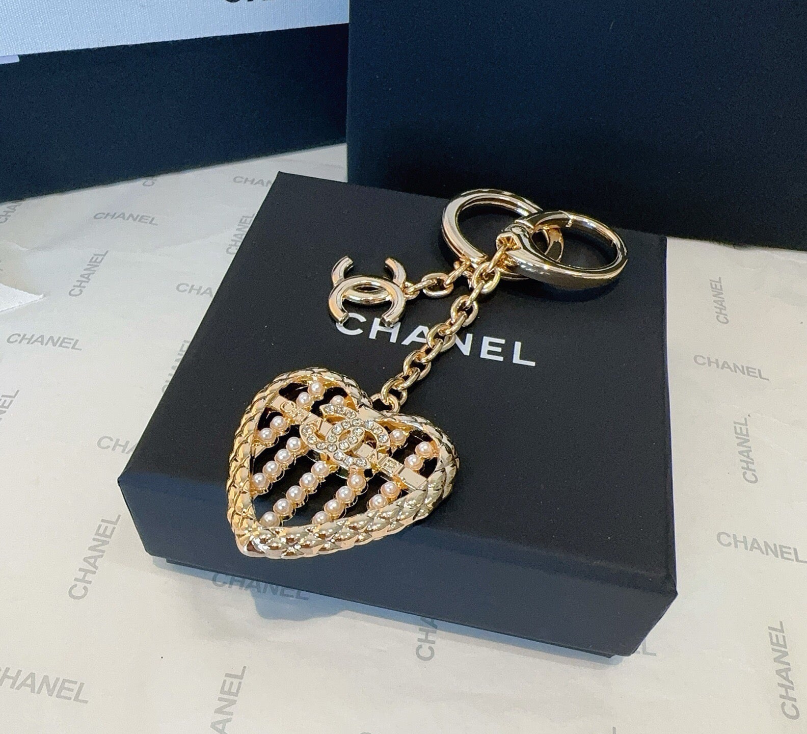 Chanel Heart-shaped Charm 415593