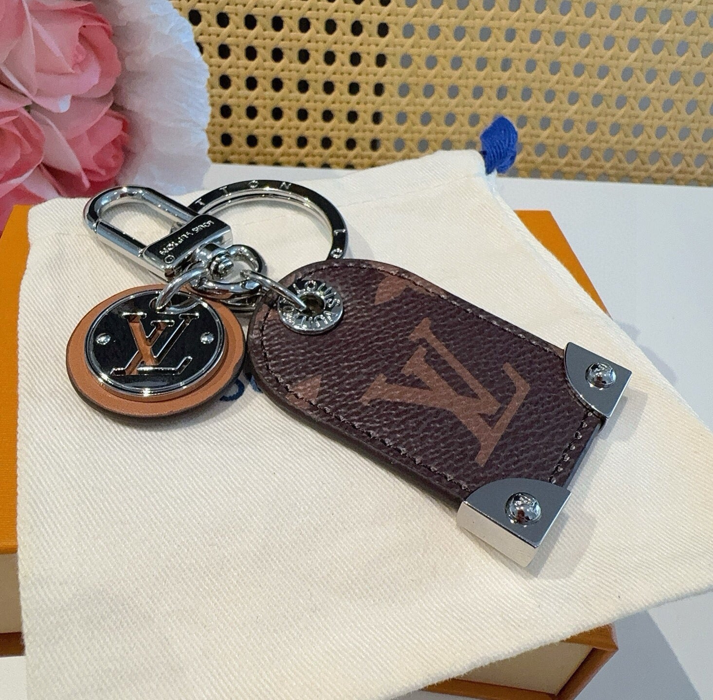 LV  Travel Tag Charm 415617