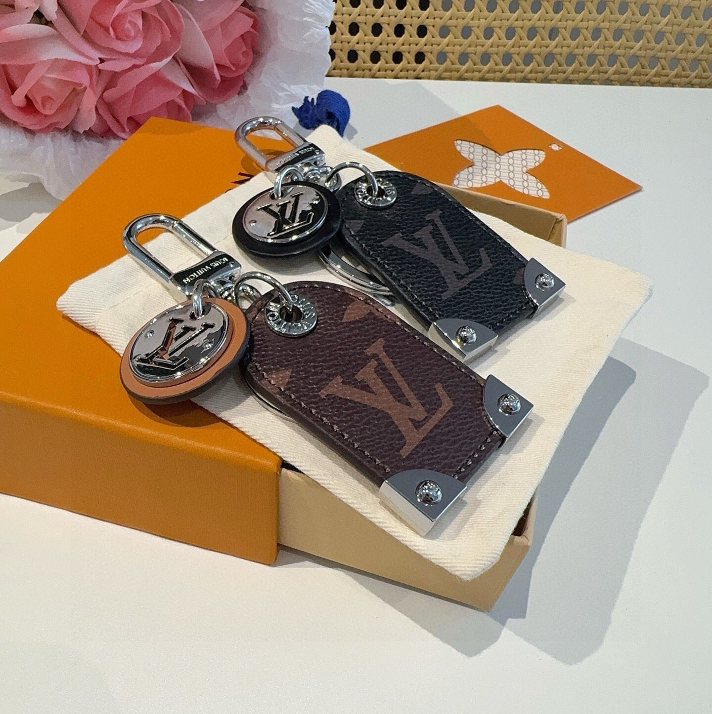 LV  Travel Tag Charm 415617