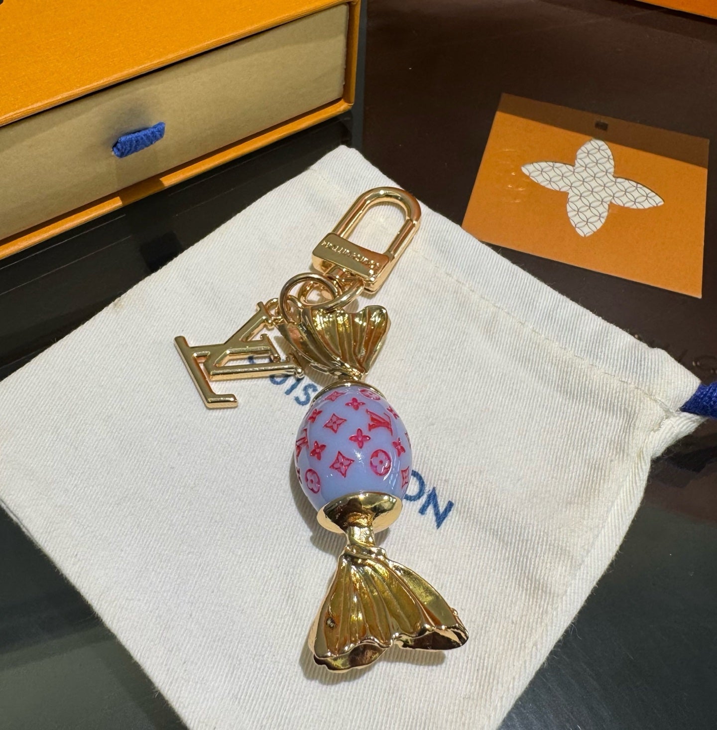 LV Candy-colored Charm 415638