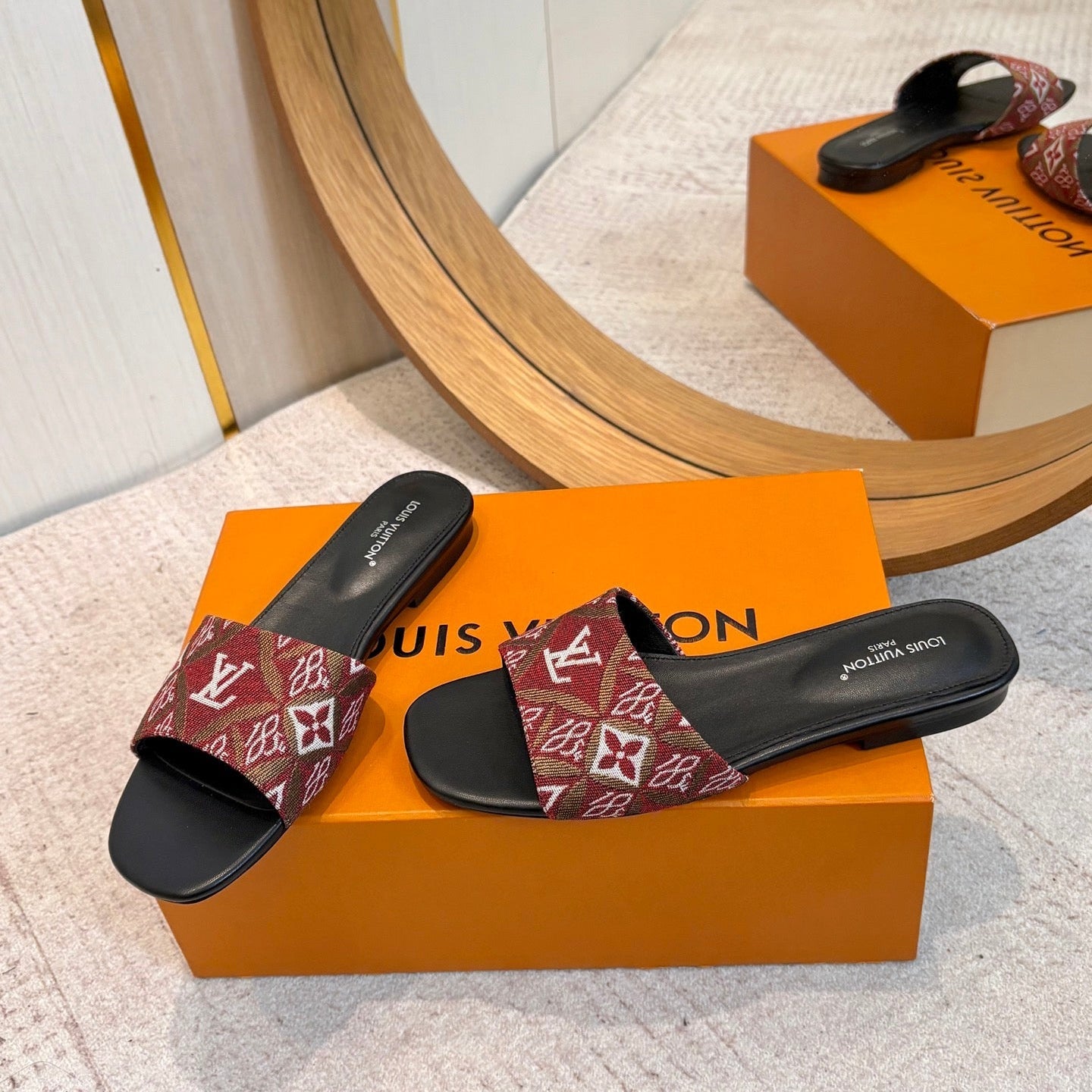 LV 26ss Slippers Dark Red White Denim Leather 671239